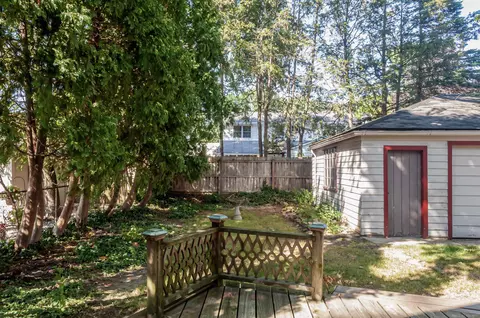 Exterior - 194 Moross, Grosse Pointe Farms, MI 48236 photo 10 of 12