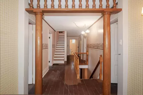 Entry Way - 194 Moross, Grosse Pointe Farms, MI 48236 photo 9 of 14