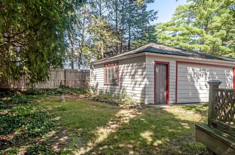 Exterior - 194 Moross, Grosse Pointe Farms, MI 48236 photo 11 of 11