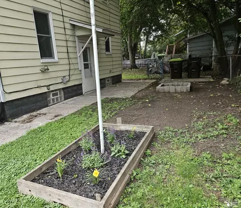 Exterior - 223 Jerome, Monroe, MI 48161 photo 2 of 4
