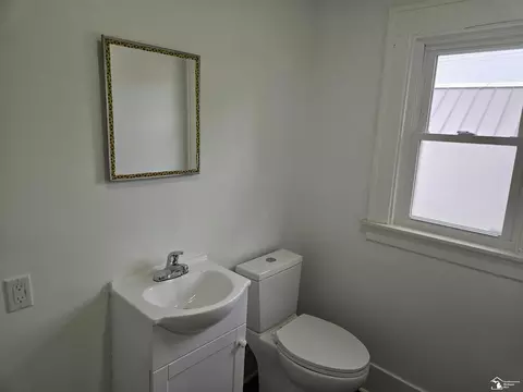 Bath - 223 Jerome, Monroe, MI 48161 photo 1 of 2