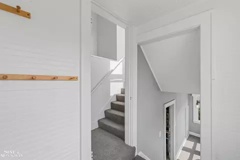 Entry Way - 1445 Lakepointe, Grosse Pointe Park, MI 48230 photo 6 of 8