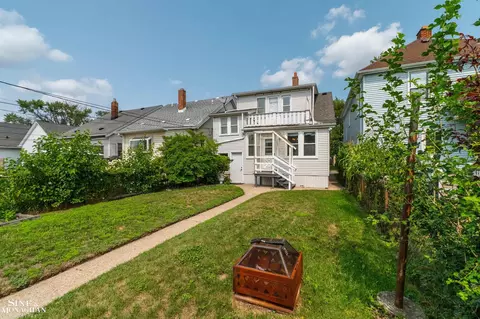 Exterior - 1445 Lakepointe, Grosse Pointe Park, MI 48230 photo 9 of 23
