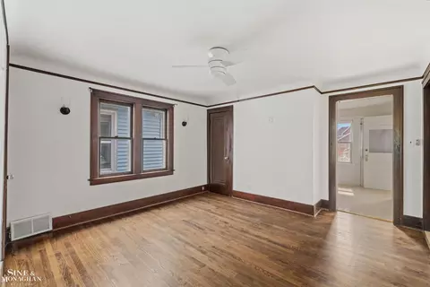 Bedroom - 1445 Lakepointe, Grosse Pointe Park, MI 48230 photo 5 of 8