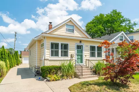 628 Notre Dame, Grosse Pointe, MI 48230