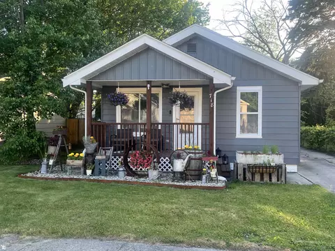 718 St James, Marysville, MI 48040
