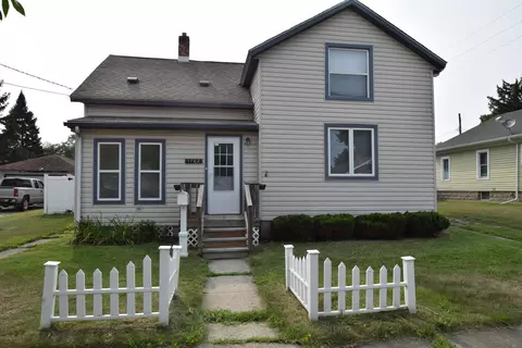 1702 Erie, Bay City, MI 48706