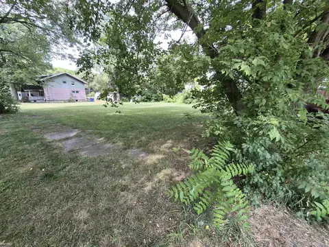 Exterior - 662 Hall, Flint, MI 48503 photo 14 of 16