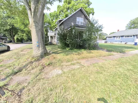 Exterior - 662 Hall, Flint, MI 48503 photo 6 of 16
