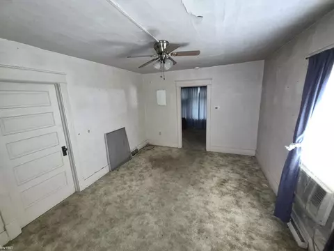 Bedroom - 662 Hall, Flint, MI 48503 photo 1 of 6
