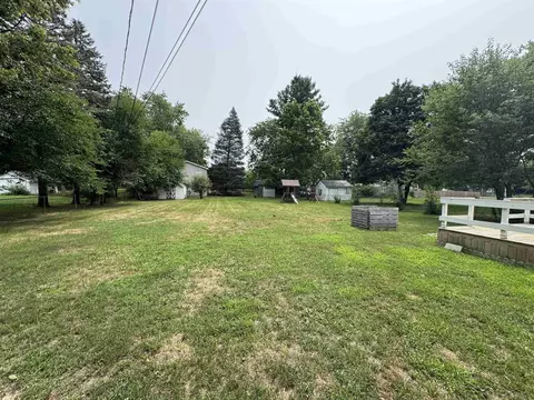 Exterior - 5380 River Rdg, Flushing, MI 48433 photo 2 of 2