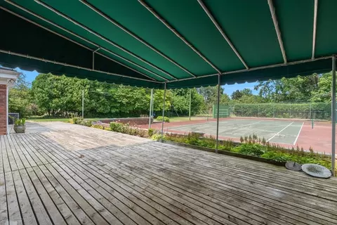 Exterior - 40 Webber, Grosse Pointe Shores, MI 48236 photo 7 of 11