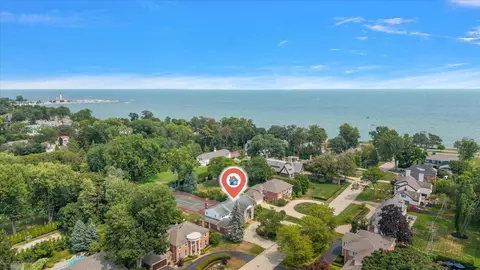 View/Area - 40 Webber, Grosse Pointe Shores, MI 48236 photo 1 of 12