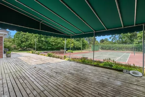 Exterior - 40 Webber, Grosse Pointe Shores, MI 48236 photo 7 of 11