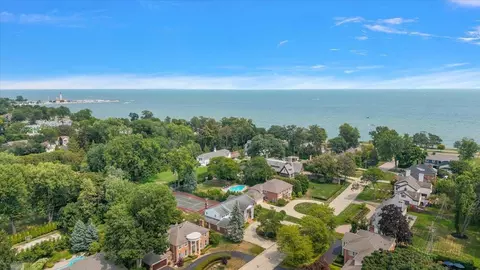 View/Area - 40 Webber, Grosse Pointe Shores, MI 48236 photo 10 of 12