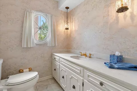 Bath - 40 Webber, Grosse Pointe Shores, MI 48236 photo 1 of 10
