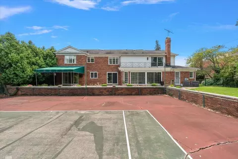 Exterior - 40 Webber, Grosse Pointe Shores, MI 48236 photo 10 of 11