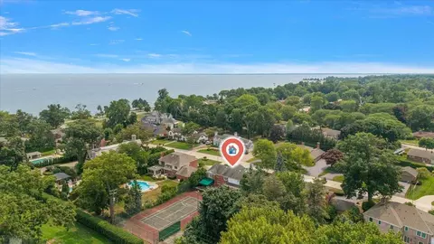 View/Area - 40 Webber, Grosse Pointe Shores, MI 48236 photo 2 of 12