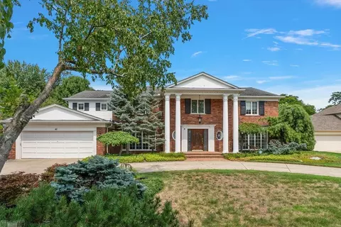 Exterior - 40 Webber, Grosse Pointe Shores, MI 48236 photo 2 of 11