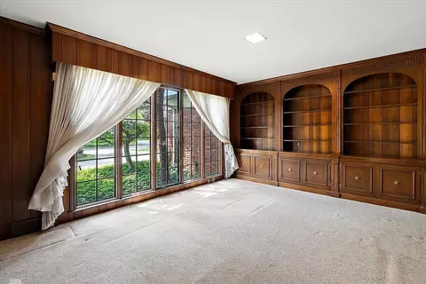 Living - 40 Webber, Grosse Pointe Shores, MI 48236 photo 1 of 9