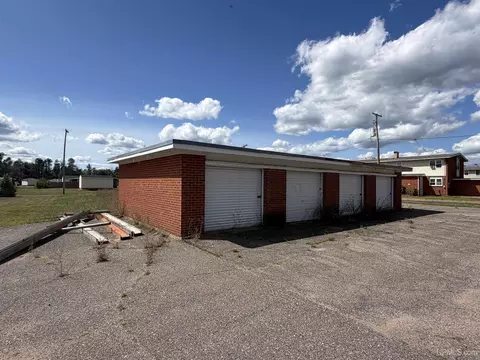 500 Invader, Gwinn, MI 49841