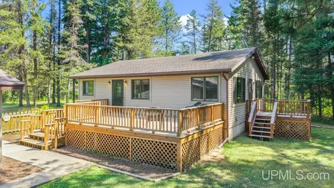 2646 M69, Crystal Falls, MI 49920