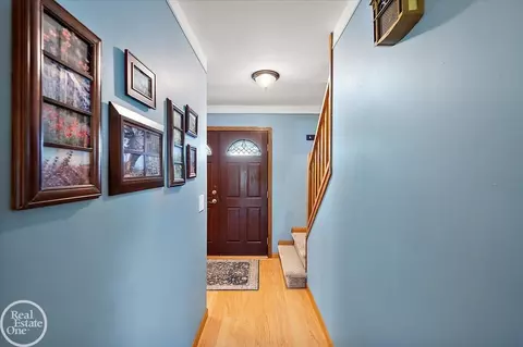 Entry Way - 47085 James, Macomb, MI 48044 photo 1 of 4