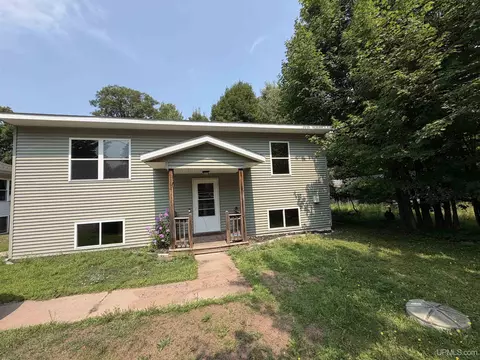 2282 Beaudoin, Marquette, MI 49855