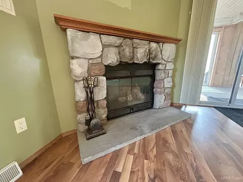 Living - 19685 County Road Cg, Ishpeming, MI 49849 photo 4 of 6