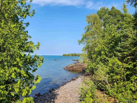 APT w440 M26, Mohawk, MI 49950 photo 3