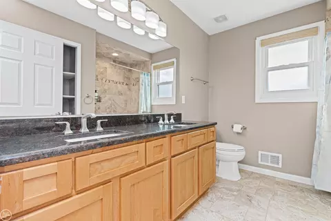 Bath - 48037 Lafayette, Macomb, MI 48044 photo 3 of 4