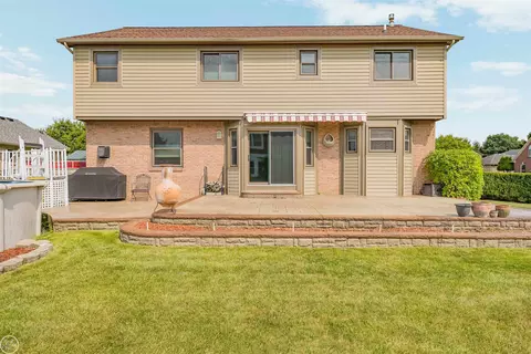 Exterior - 48037 Lafayette, Macomb, MI 48044 photo 3 of 6