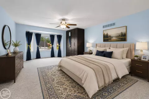 Bedroom - 48037 Lafayette, Macomb, MI 48044 photo 1 of 7