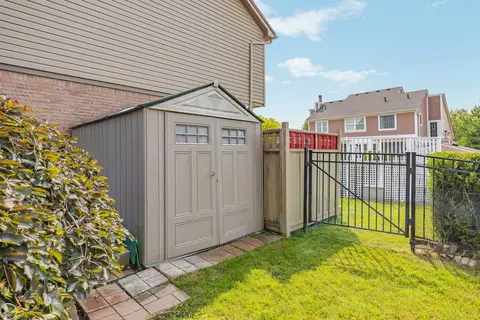 Exterior - 48037 Lafayette, Macomb, MI 48044 photo 5 of 6