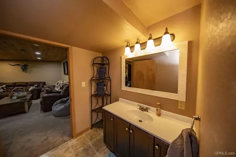 Bath - 1768 River Bnd, Eagle River, WI 54521 photo 8 of 8