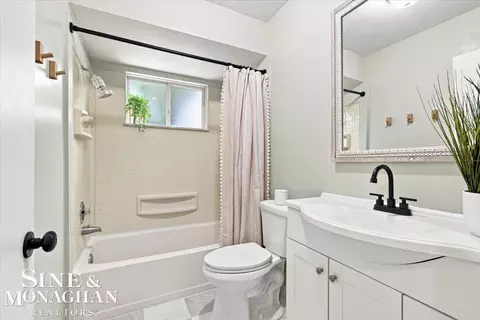 Bath - 830 S 12th, Saint Clair, MI 48079 photo 3 of 3