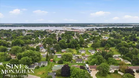 View/Area - 830 S 12th, Saint Clair, MI 48079 photo 3 of 6