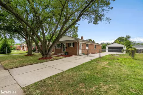 14235 Inkster, Livonia, MI 48154