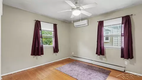 Bedroom - 209 Westview, Alma, MI 48801 photo 1 of 2