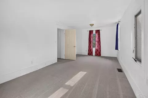 Bedroom - 39 Washington, Sebewaing, MI 48759 photo 4 of 7
