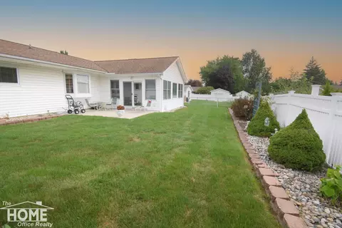 Exterior - 1005 Krust, Owosso, MI 48867 photo 2 of 5