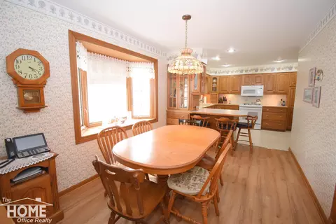 Dining - 1005 Krust, Owosso, MI 48867 photo 1 of 1