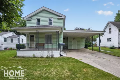 1002 Adams, Owosso, MI 48867