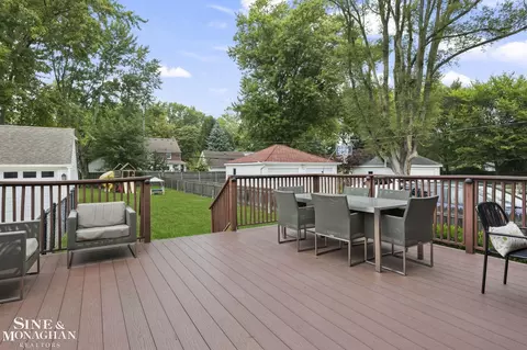 Exterior - 779 Saint Clair, Grosse Pointe, MI 48230 photo 6 of 11