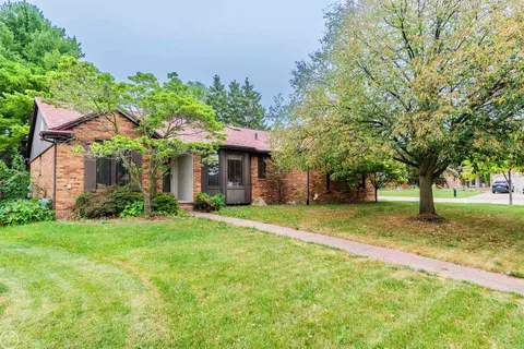 40410 Kinburn, Sterling Heights, MI 48310