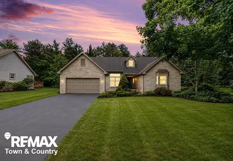 Exterior - 4127 Split Rail, Fenton, MI 48430 photo 4 of 4
