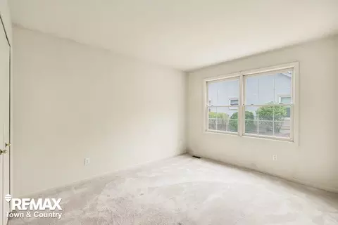 Bedroom - 4127 Split Rail, Fenton, MI 48430 photo 1 of 3