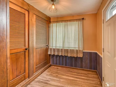 Entry Way - 2936 4th, Monroe, MI 48162 photo 1 of 4