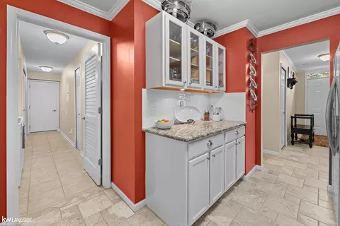 Entry Way - 52392 Heatherstone, Macomb, MI 48042 photo 1 of 1
