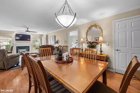 Dining - 52392 Heatherstone, Macomb, MI 48042 photo 2 of 3